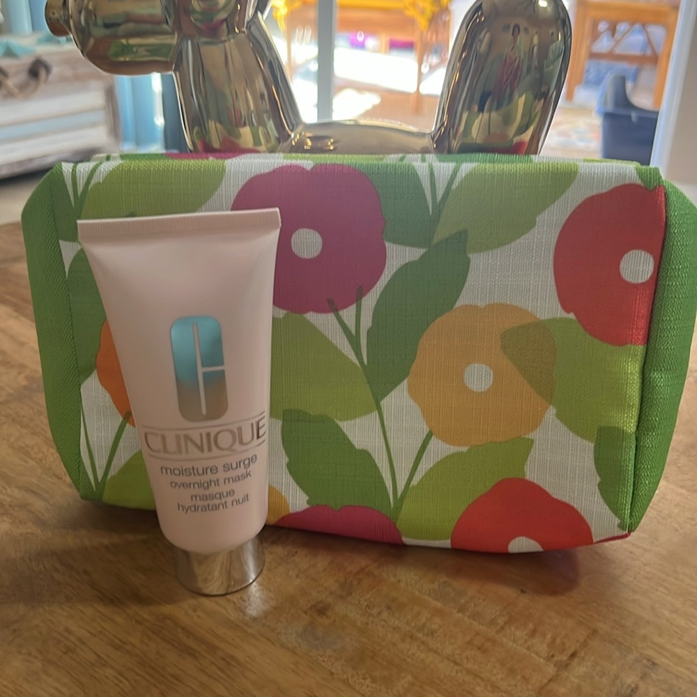 Clinique Moisture Surge Overnight Mask, Full Size 100ML Free Cosmetic Bag! - Picture 6 of 8